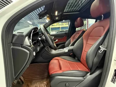 Mercedes-Benz GLC Coupe 2022, 42100 км, за 218000 CNY