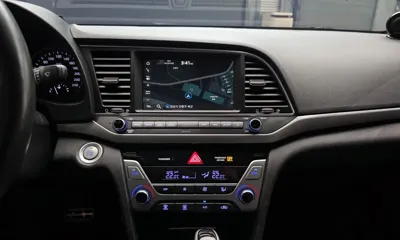 Hyundai Avante 2018, 132164 км, за 9200000 KRW - фото 17