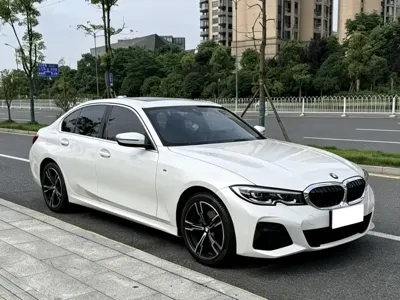 BMW 3 Series 2022, 49000 км, за 138800 CNY