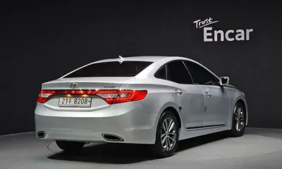 Hyundai Grandeur 2012, 76446 км, за 5500000 KRW