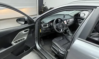 Kia Niro 2017, 99612 км, за 11000000 KRW - фото 10