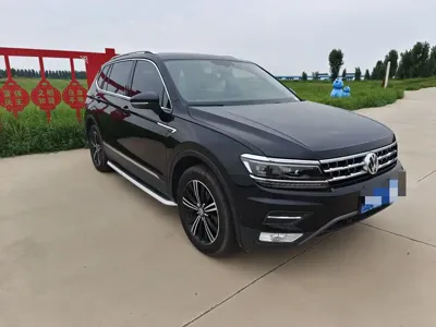 Volkswagen Tiguan L 2017, 59000 км, за 59800 CNY