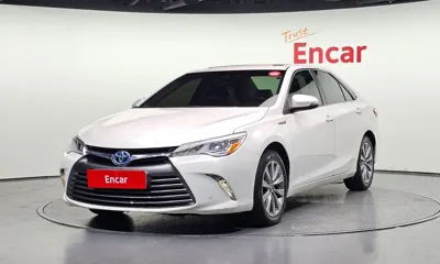 Toyota Camry · 2017 год