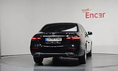 Mercedes-Benz E-Class 2022, 53366 км, за 36490000 KRW - фото 4