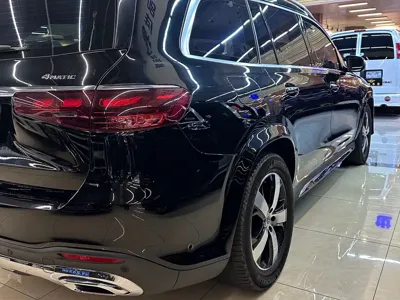 Mercedes-Benz GLS 2024, 40000 км, за 638800 CNY