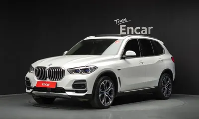 BMW X5 · 2022 год