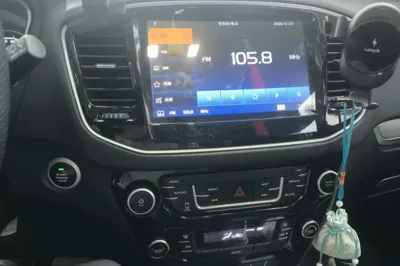 Geely Auto Vision X6 2016, 122500 км, за 24377.52 CNY - фото 13
