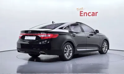 Hyundai Grandeur 2015, 113387 км, за 6500000 KRW - фото 2