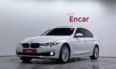 BMW 3-Series · 2018 год