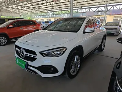 Mercedes-Benz GLA · 2023 год
