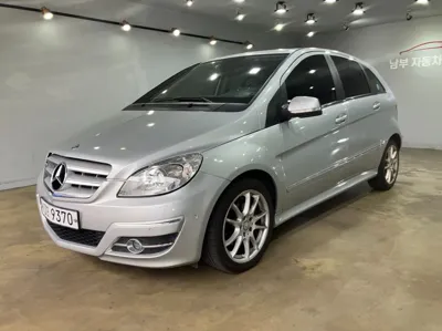 Mercedes-Benz B-Class 2011, 68641 км, за 5500000 KRW - фото 2