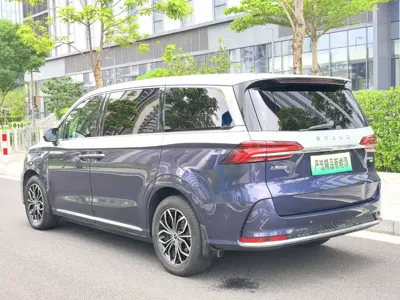 Roewe iMAX8 New Energy 2023, 352000 км, за 103800 CNY - фото 6