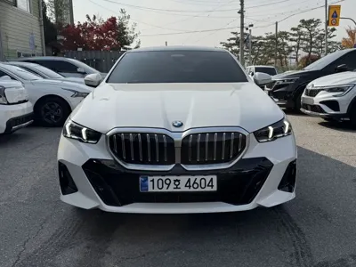 BMW 5-Series · 2026 год