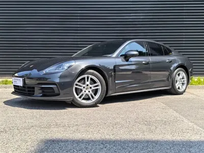 Porsche Panamera · 2018 год