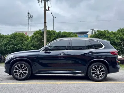 BMW X5 (Import) 2022, 41900 км, за 358800 CNY
