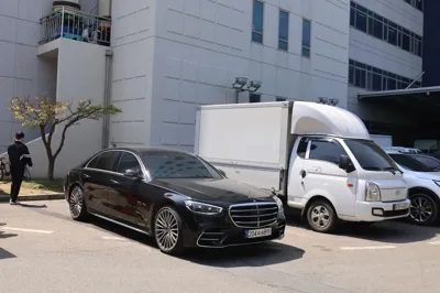 Mercedes-Benz S-Class 2023, 64000 км, за 137440000 KRW