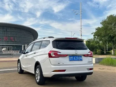 Baojun 310W 2017, 60000 км, за 15000 CNY - фото 6