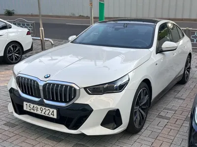 BMW 5-Series 2025, 4180 км, за 74000000 KRW