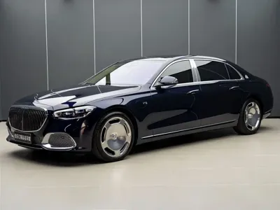 Mercedes-Benz S-Class 2023, 31700 км, за 2098000 CNY