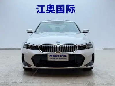 BMW 3 Series 2023, 61000 км, за 205799 CNY