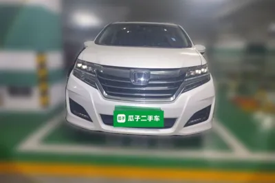 Honda Elysion 2016, 95000 км, за 118767.32 CNY