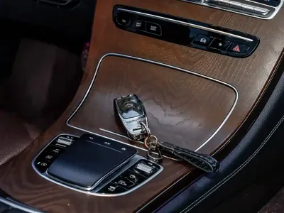 Mercedes-Benz GLC 2020, 43500 км, за 198000 CNY - фото 32