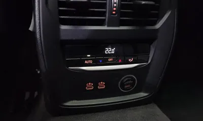 BMW 3-Series 2019, 76926 км, за 21700000 KRW - фото 18
