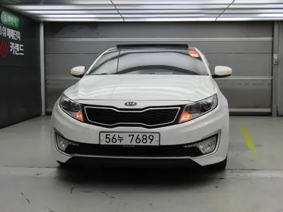 Kia K5 · 2013 год
