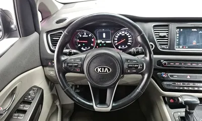 Kia Canival 2018, 151959 км, за 9300000 KRW - фото 12