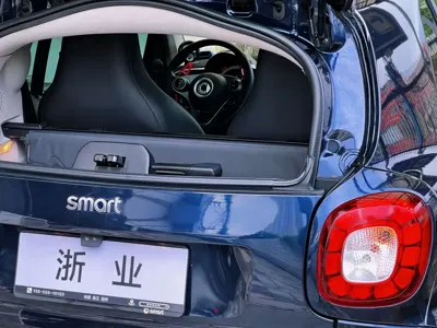 Smart Smart Fortwo 2017, 66000 км, за 68000 CNY - фото 14