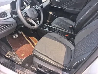 Volkswagen ID.3 2024, 28000 км, за 69800 CNY