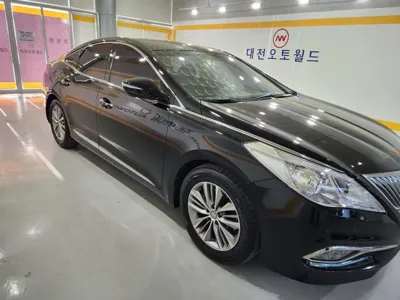 Hyundai Grandeur 2017, 106618 км, за 8500000 KRW