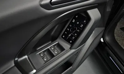 Audi Q5 2025, 6844 км, за 89000000 KRW - фото 29