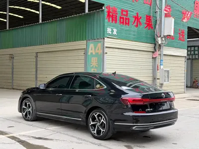 Volkswagen Passat 2023, 51000 км, за 129800 CNY - фото 6