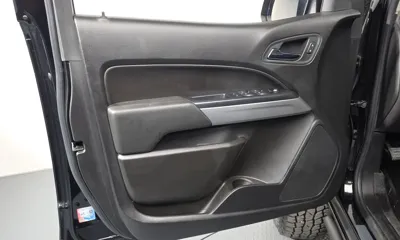 ChevroletGMDaewoo Colorado 2020, 49147 км, за 31500000 KRW - фото 24