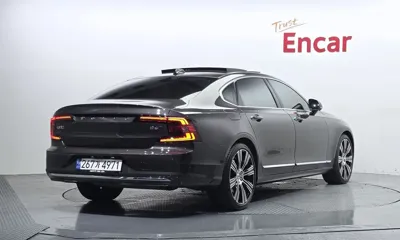 Volvo S90 2023, 69438 км, за 36500000 KRW