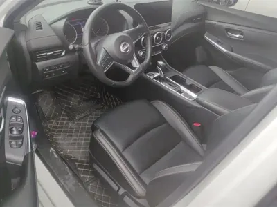 Nissan Sylphy 2024, 33500 км, за 72800 CNY - фото 9