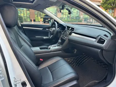 Honda Civic 2018, 88000 км, за 48800 CNY - фото 15