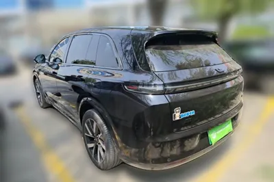 Li Auto L7 2023, 35600 км, за 207854.71 CNY