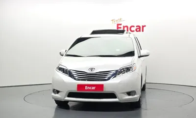 Toyota Sienna 2017, 56612 км, за 44440000 KRW