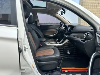 BYD New Energy 2017, 64000 км, за 24800 CNY - фото 13