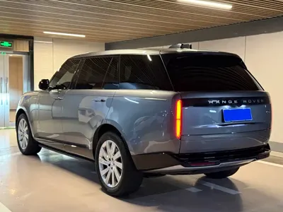 Land Rover Range Rover 2023, 65000 км, за 1119800 CNY