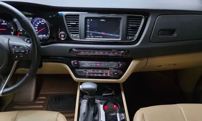 Kia Canival 2019, 63751 км, за 24900000 KRW - фото 14