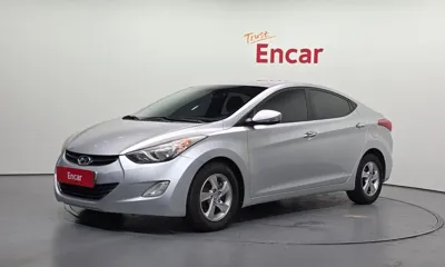 Hyundai Avante · 2012 год