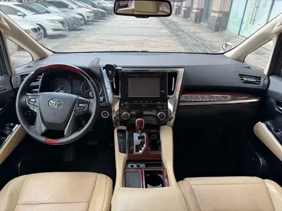 Toyota Alphard 2016, 83000 км, за 328800 CNY - фото 5