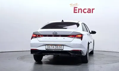 Hyundai Avante 2023, 61801 км, за 21000000 KRW