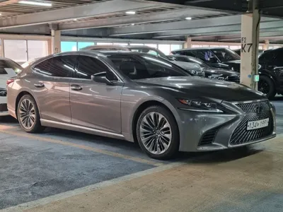 Lexus LS 2020, 54000 км, за 66500000 KRW - фото 2