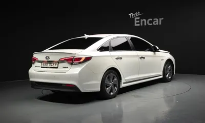 Hyundai Sonata 2016, 52020 км, за 12490000 KRW