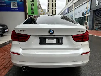 BMW 3 Series GT 2018, 107000 км, за 79800 CNY - фото 16
