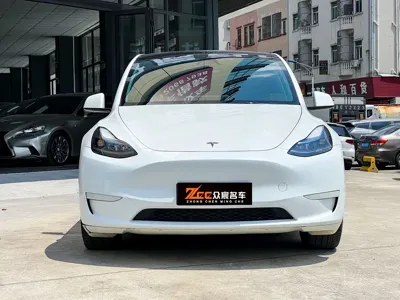 Tesla Model Y 2024, 44000 км, за 176800 CNY